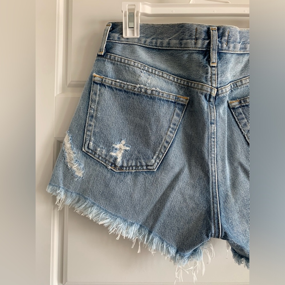 Agolde Parker Vintage Cut Off Short in Swapmeet 27 - Picture 6 of 9